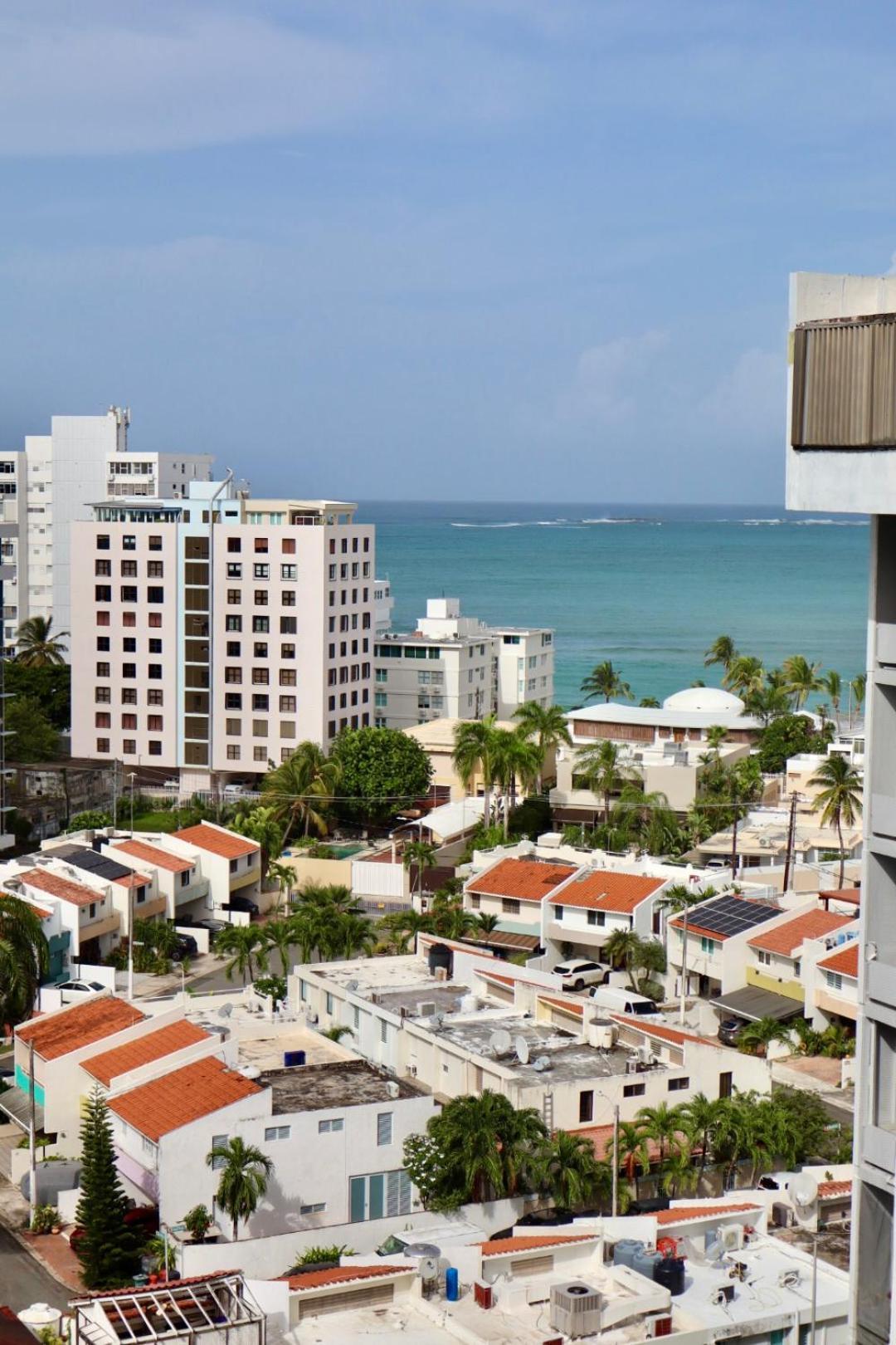 Isla Verde Modern Apartment With Pool San Juan Eksteriør bilde