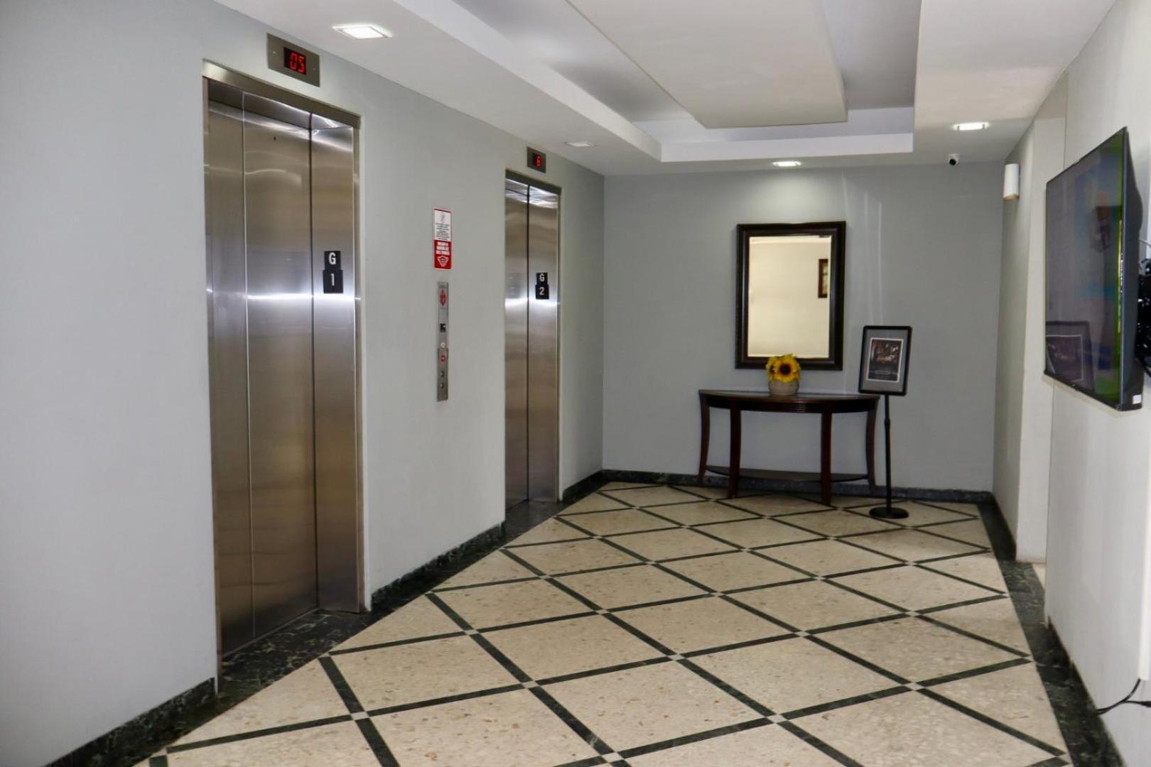 Isla Verde Modern Apartment With Pool San Juan Eksteriør bilde
