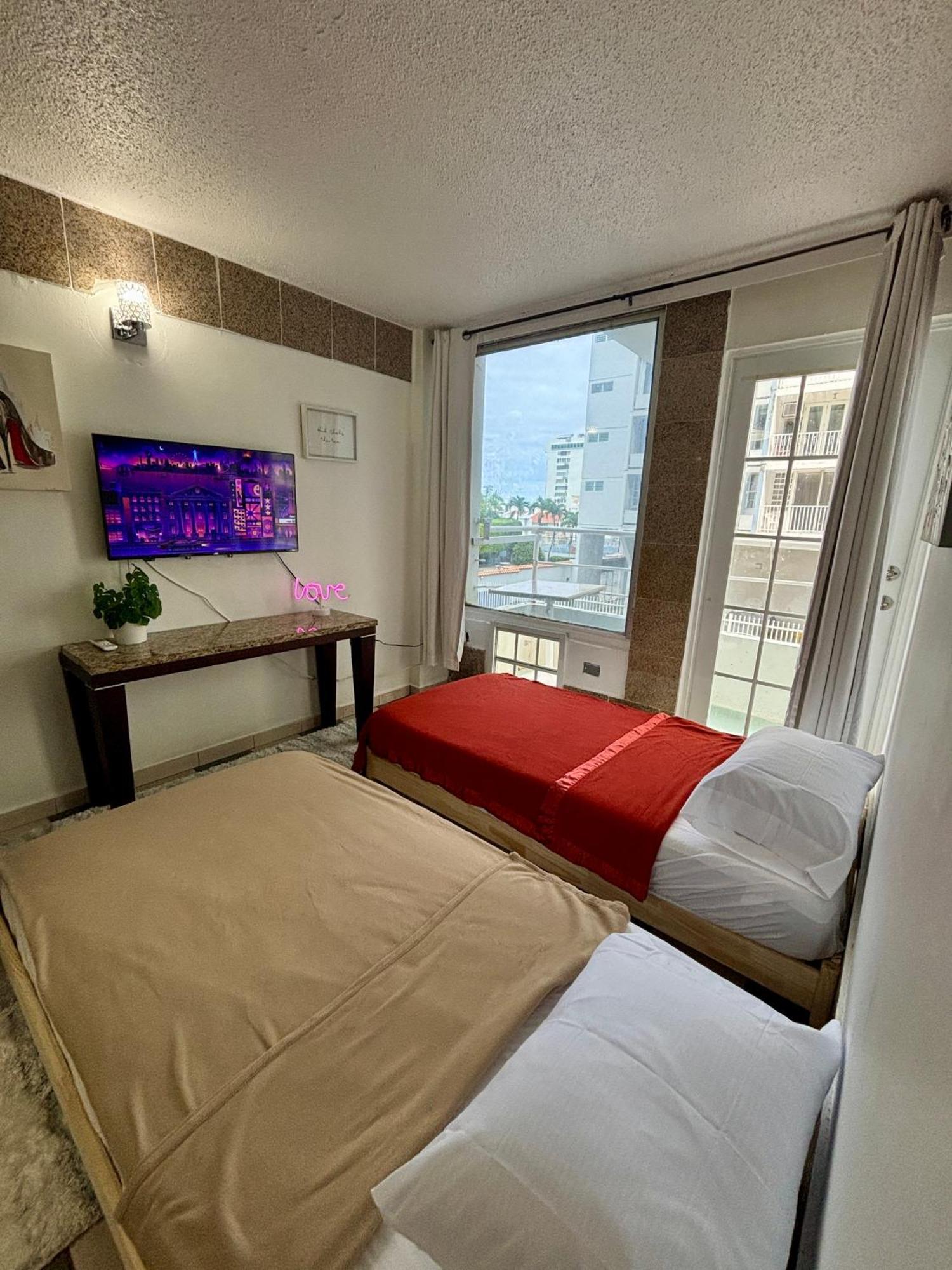 Isla Verde Modern Apartment With Pool San Juan Eksteriør bilde